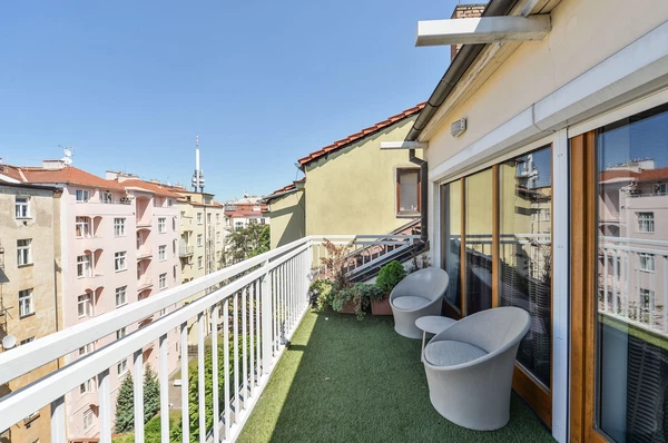 Mánesova, Vinohrady - Prague 2 | Sale, Apartment, Three-bedroom (4+kk), 203 m²