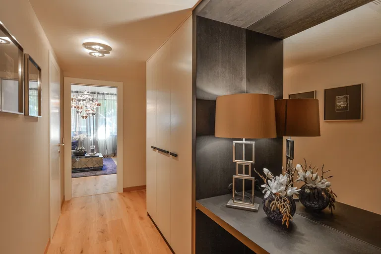 Na Hřebenkách, Smíchov - Prague 5 | Sale, Apartment, Four-bedroom (5+kk), 184 m²