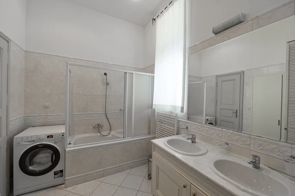 Truhlářská, Nové Město - Prague 1 | Rent, Apartment, One-bedroom (2+1), 69 m²