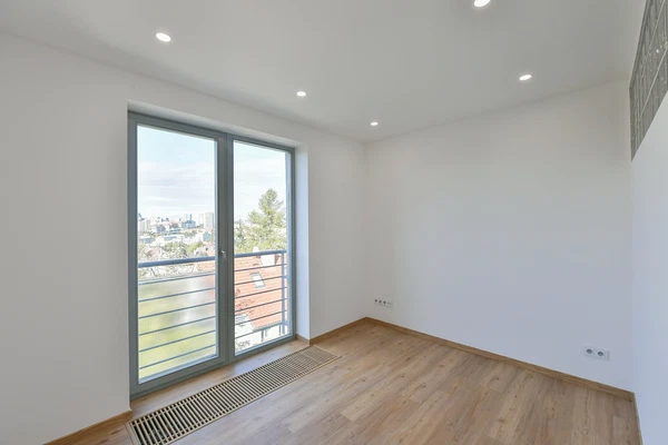 Jihozápadní IV, Záběhlice - Prague 4 | Rent, Apartment, One-bedroom (2+kk), 85 m²