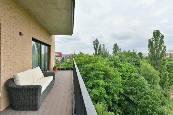 Zengrova, Dejvice - Prague 6 | Rent, Apartment, Three-bedroom (4+kk), 154 m²