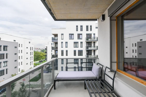 Waltariho, Hloubětín - Prague 9 | Rent, Apartment, Two-bedroom (3+kk), 70 m²