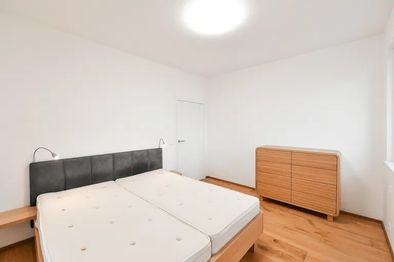 Waltariho, Hloubětín - Praha 9 | Pronájem, Byt, 3+kk, 76 m²