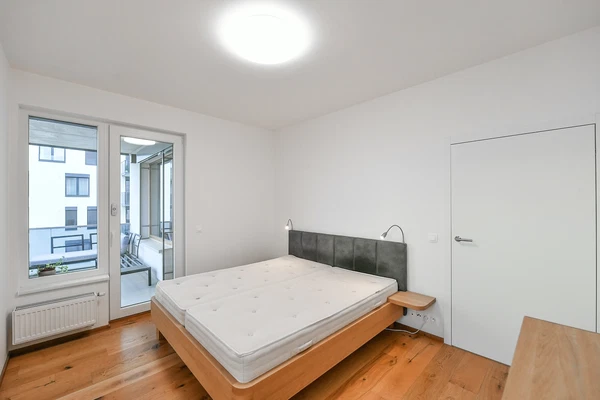 Waltariho, Hloubětín - Prague 9 | Rent, Apartment, Two-bedroom (3+kk), 70 m²