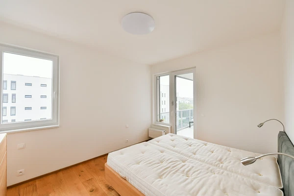 Waltariho, Hloubětín - Prague 9 | Rent, Apartment, Two-bedroom (3+kk), 70 m²