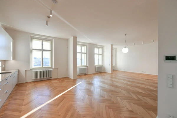 Janáčkovo nábřeží, Smíchov - Prague 5 | Rent, Apartment, Two-bedroom (3+kk), 166 m²