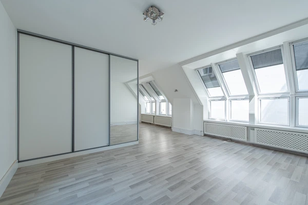 Gorkého, Staré Mesto - Bratislava I | Rent, Apartment, Four-bedroom (5+kk), 295 m²