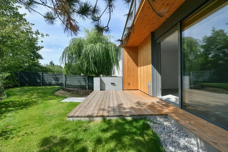 Starodvorská, Lysolaje - Prague 6 | Sale, House, Three-bedroom (4+kk), 151 m²