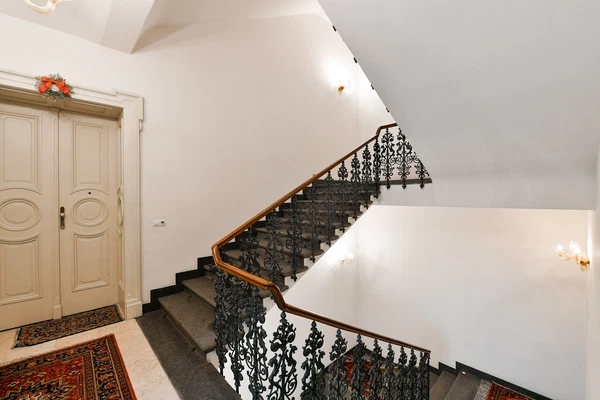 Italská, Vinohrady - Prague 2 | Rent, Apartment, Two-bedroom (3+kk), 104 m²