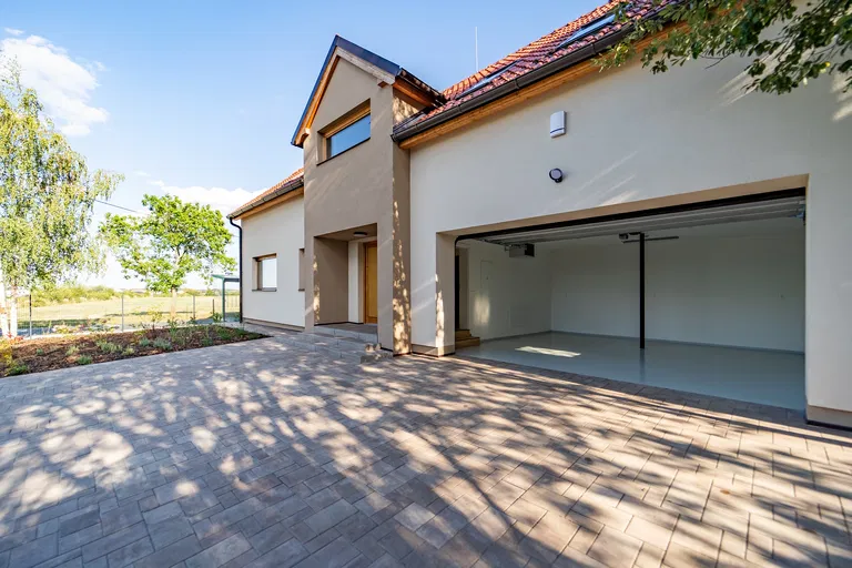Zálesí, Úvaly - Praha-východ | Predaj, Rodinný dom, 5-izbový, 275 m²