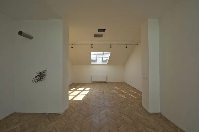 Pernerova, Karlín - Prague 8 | Sale, Apartment, One-bedroom (2+kk), 79 m²