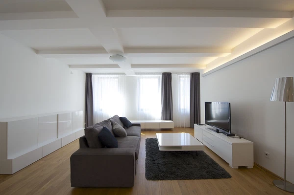 Jaromírova, Nusle - Praha 2 | Pronájem, Byt, 1+kk, 26 m²