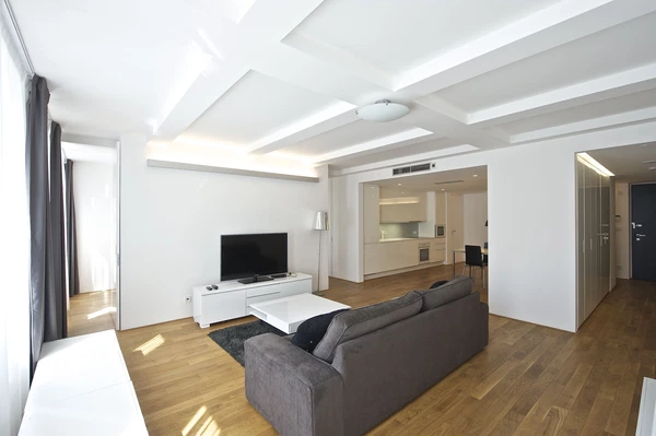 Jaromírova, Nusle - Praha 2 | Pronájem, Byt, 1+kk, 26 m²