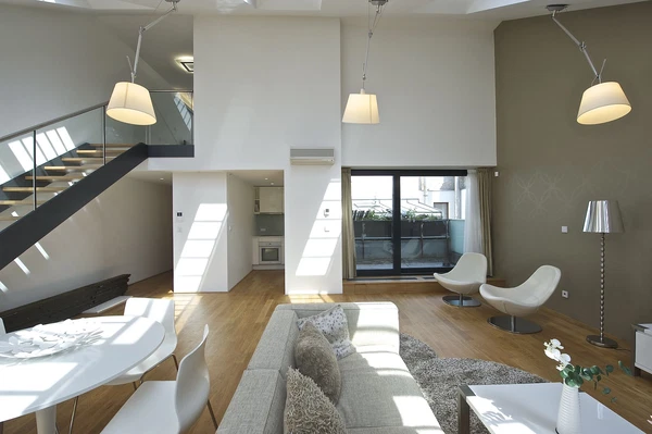 Jaromírova, Nusle - Praha 2 | Pronájem, Byt, 2+kk, 37 m²