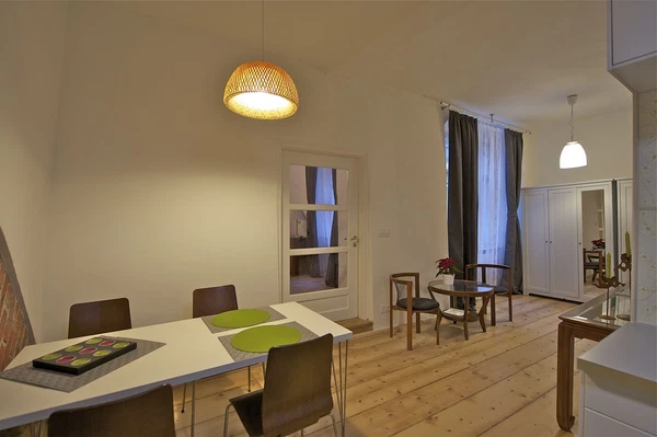 Pod Bateriemi, Střešovice - Prague 6 | Sale, Apartment, Three-bedroom (4+kk), 123 m²