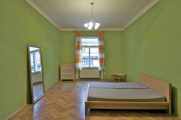 Poupětova, Holešovice - Prague 7 | Rent, Office building, 3 000 m²