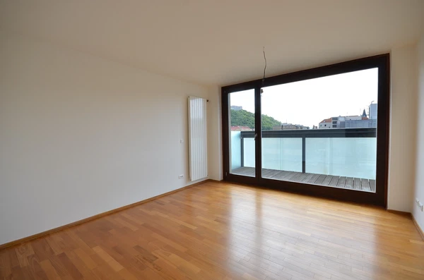 Smrčkova, Libeň - Prague 8 | Rent, Apartment, Three-bedroom (4+kk), 132 m²