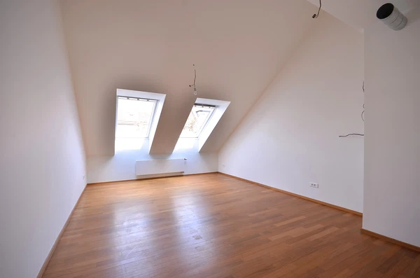 Smrčkova, Libeň - Prague 8 | Rent, Apartment, Three-bedroom (4+kk), 132 m²