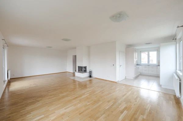 Korunní, Vinohrady - Praha 10 | Pronájem, Byt, 5+1, 148 m²