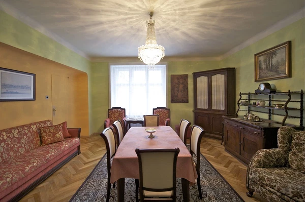 Petrohradská, Vršovice - Prague 10 | Rent, Apartment, Two-bedroom (3+kk), 78 m²