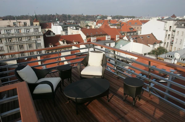 Hálkova, Nové Město - Prague 2 | Sale, Apartment, One-bedroom (2+kk), 49 m²