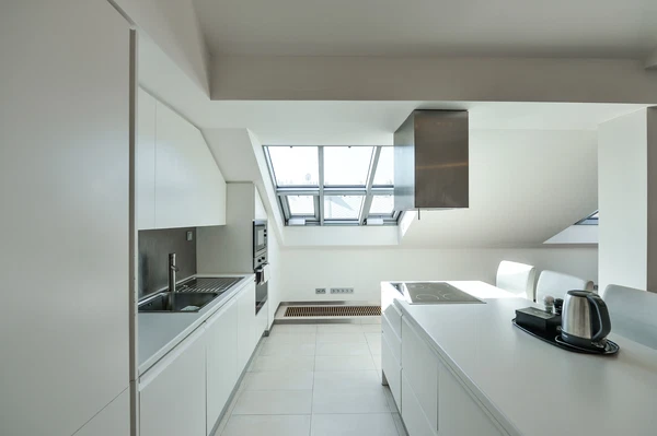 Na Žertvách, Libeň - Prague 8 | Rent, Apartment, One-bedroom (2+kk), 65 m²