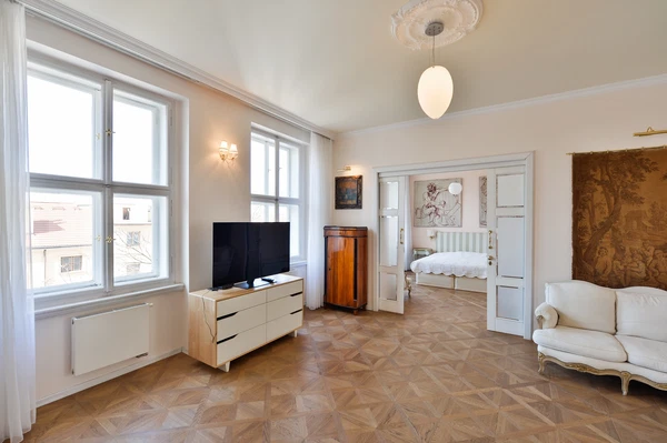 Heinemannova, Dejvice - Prague 6 | Rent, Apartment, Two-bedroom (3+kk), 74 m²