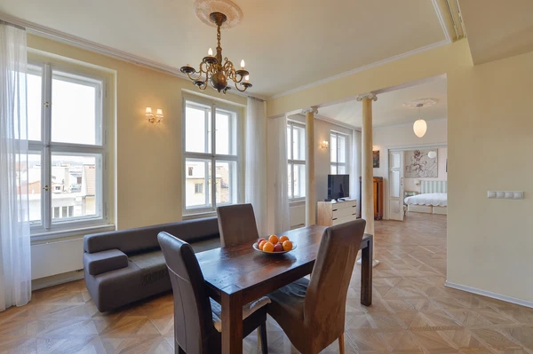 Heinemannova, Dejvice - Prague 6 | Rent, Apartment, Two-bedroom (3+kk), 74 m²