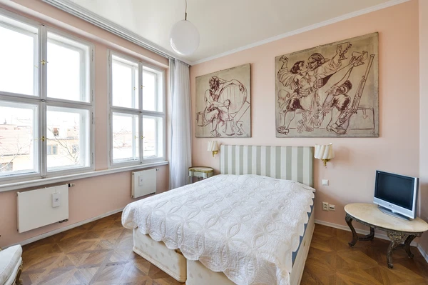 Heinemannova, Dejvice - Prague 6 | Rent, Apartment, Two-bedroom (3+kk), 74 m²