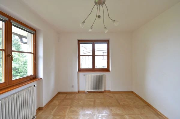 Povltavská, Troja - Prague 7 | Rent, Apartment, Three-bedroom (4+kk), 121 m²