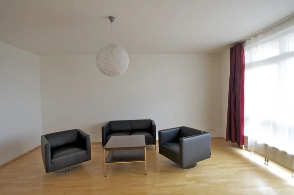 Pod Kaštany, Bubeneč - Prague 6 | Sale, Apartment, Three-bedroom (4+1), 171 m²