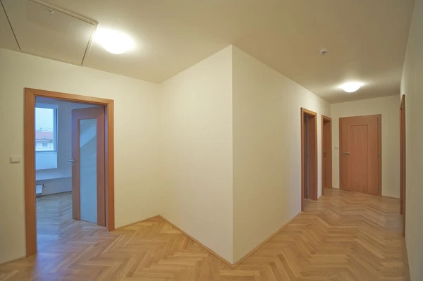 Tusarova, Holešovice - Prague 7 | Rent, Apartment, Three-bedroom (4+kk), 115 m²