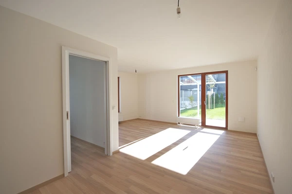 Zlochova, Modřany - Prague 4 | Rent, Apartment, Two-bedroom (3+kk), 88 m²