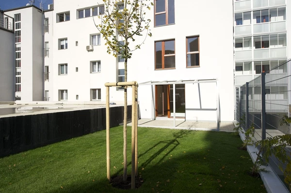 Zlochova, Modřany - Prague 4 | Rent, Apartment, Two-bedroom (3+kk), 88 m²