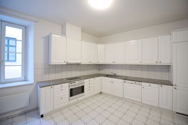 Naardenská, Liboc - Prague 6 | Sale, Apartment, Two-bedroom (3+kk), 155 m²