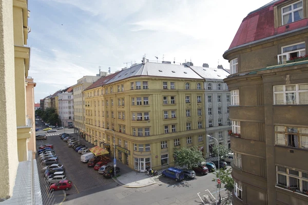 Bulharská, Vršovice - Prague 10 | Rent, Apartment, One-bedroom (2+kk), 42 m²