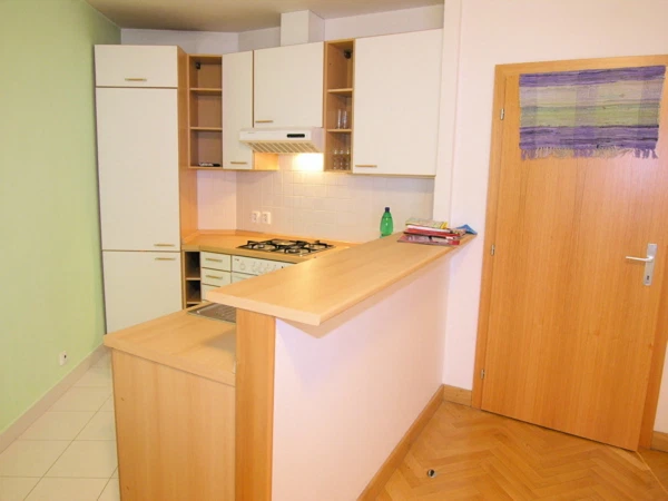 U Studánky, Bubeneč - Prague 7 | Sale, Apartment, Two-bedroom (3+kk), 87 m²