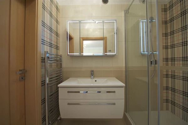 V Horkách, Nusle - Prague 4 | Sale, Apartment, Two-bedroom (3+kk), 131 m²