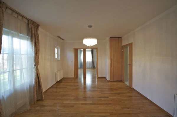 V Horkách, Nusle - Prague 4 | Sale, Apartment, Two-bedroom (3+kk), 131 m²