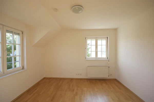 Lošetická, Radotín - Prague 5 | Sale, Apartment, Two-bedroom (3+kk), 172 m²