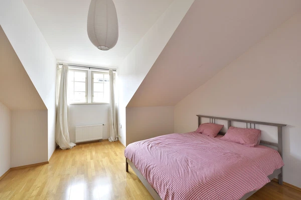 Ovenecká, Bubeneč - Prague 7 | Sale, Apartment, Three-bedroom (4+1), 147 m²