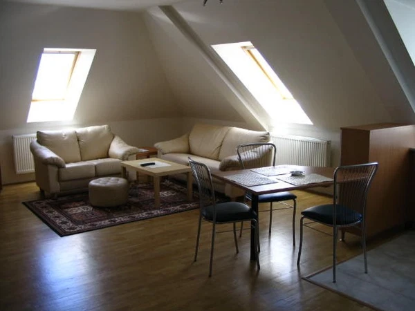 Nad Královskou oborou, Bubeneč - Prague 7 | Rent, Apartment, Two-bedroom (3+1), 110 m²