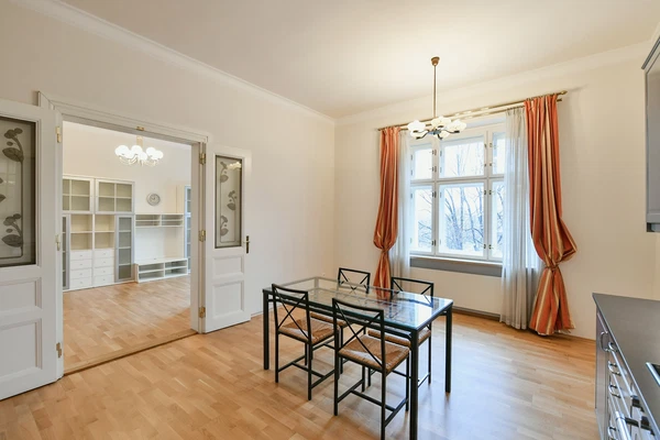 Šmeralova, Bubeneč - Prague 7 | Sale, Apartment, One-bedroom (2+kk), 52 m²