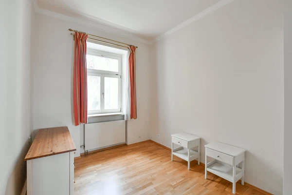 Šmeralova, Bubeneč - Prague 7 | Sale, Apartment, One-bedroom (2+kk), 52 m²