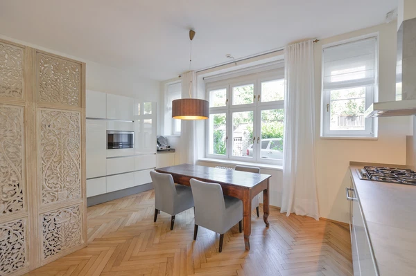 Hradešínská, Vinohrady - Prague 10 | Rent, Apartment, Three-bedroom (4+1), 120 m²