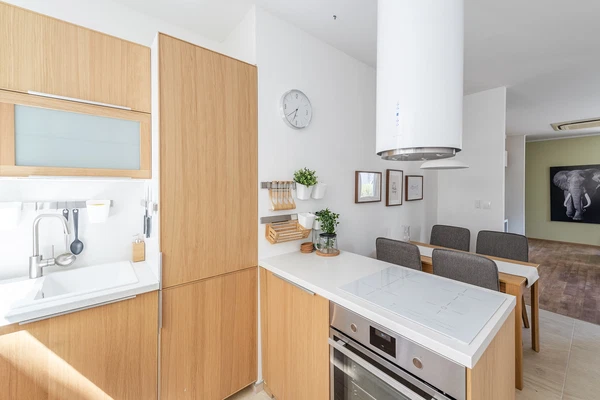 Leškova, Staré Mesto - Bratislava I | Pronájem, Byt, 3+1, 82 m²