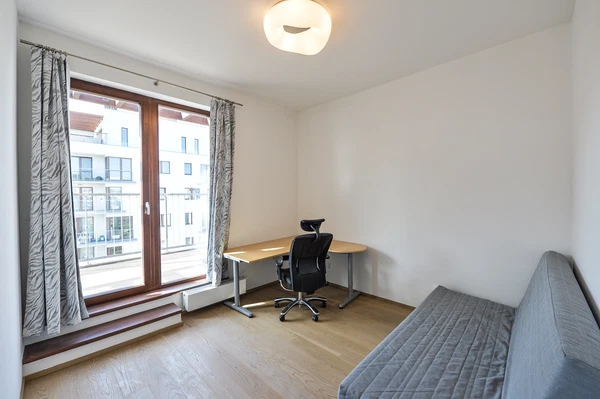 Učňovská, Hrdlořezy - Prague 9 | Rent, Apartment, Three-bedroom (4+kk), 149 m²