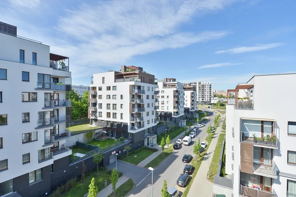 Učňovská, Hrdlořezy - Prague 9 | Rent, Apartment, Three-bedroom (4+kk), 149 m²