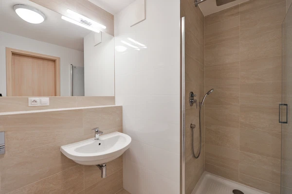 Učňovská, Hrdlořezy - Prague 9 | Rent, Apartment, Three-bedroom (4+kk), 149 m²