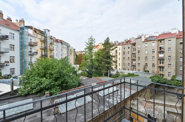 Korunovační, Bubeneč - Praha 7 | Pronájem, Byt, 2+kk, 42 m²